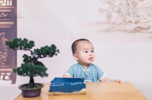 栖霞宝宝拉屎就哭 栖霞宝宝拉屎就哭